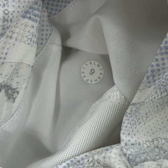 Lululemon Spring Break Away Short *4-way Stretch 3" - Picture 7 of 7